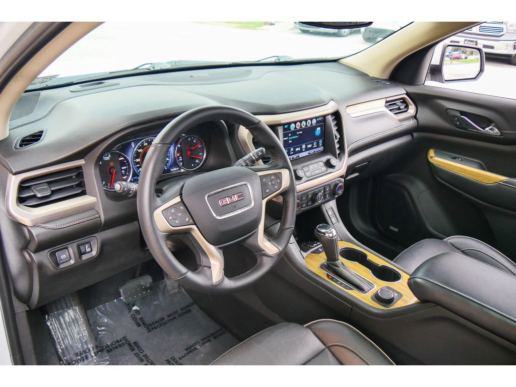 Used 2019 GMC Acadia Denali w/ Technology Package AWD/4WD image 12