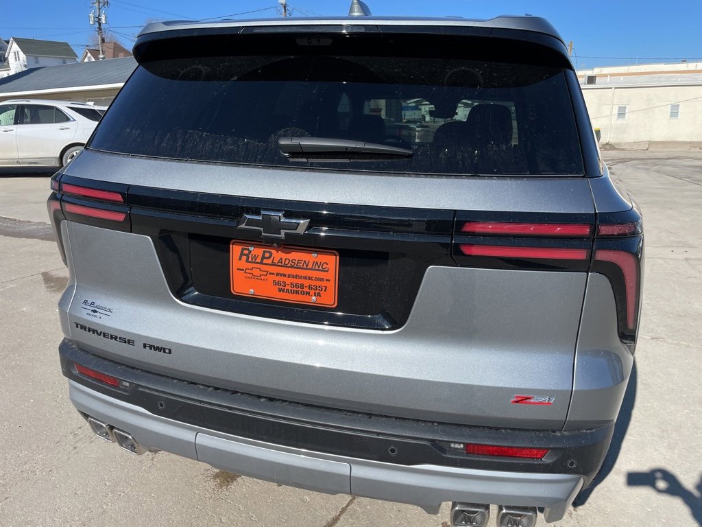New 2026 Chevrolet Traverse Z71 w/ Driver Confidence Package image 15