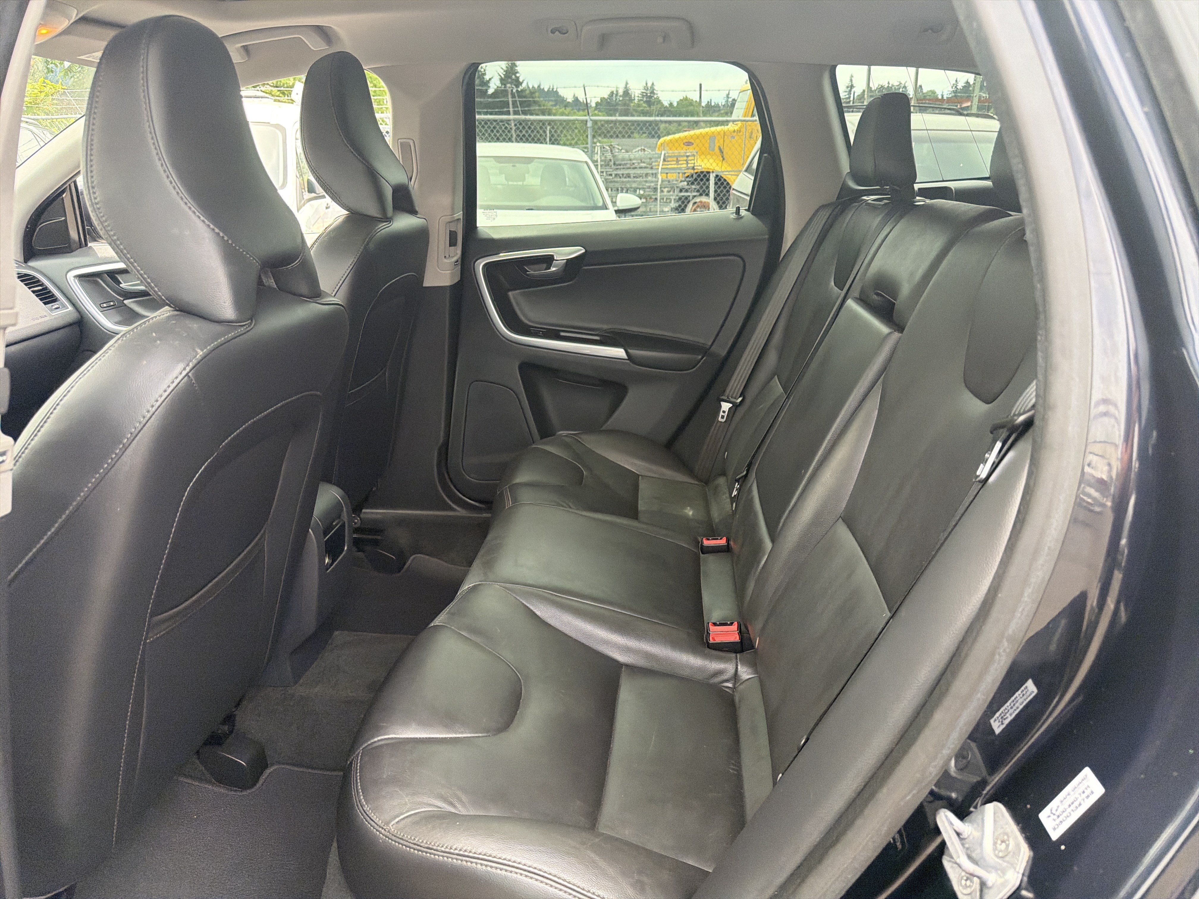 Used 2016 Volvo XC60 T5 Premier AWD/4WD image 8
