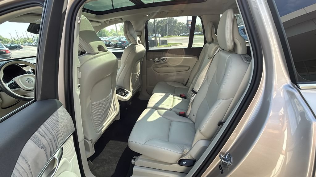 Certified 2024 Volvo XC90 B6 Plus w/ Protection Package Premier AWD/4WD image 9