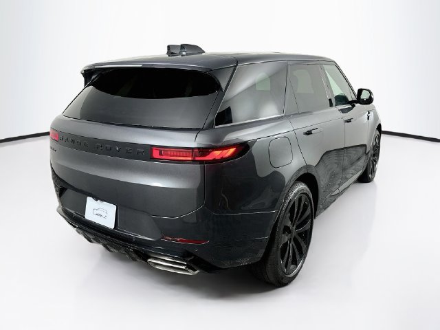 New 2026 Land Rover Range Rover Sport Dynamic SE AWD/4WD image 5