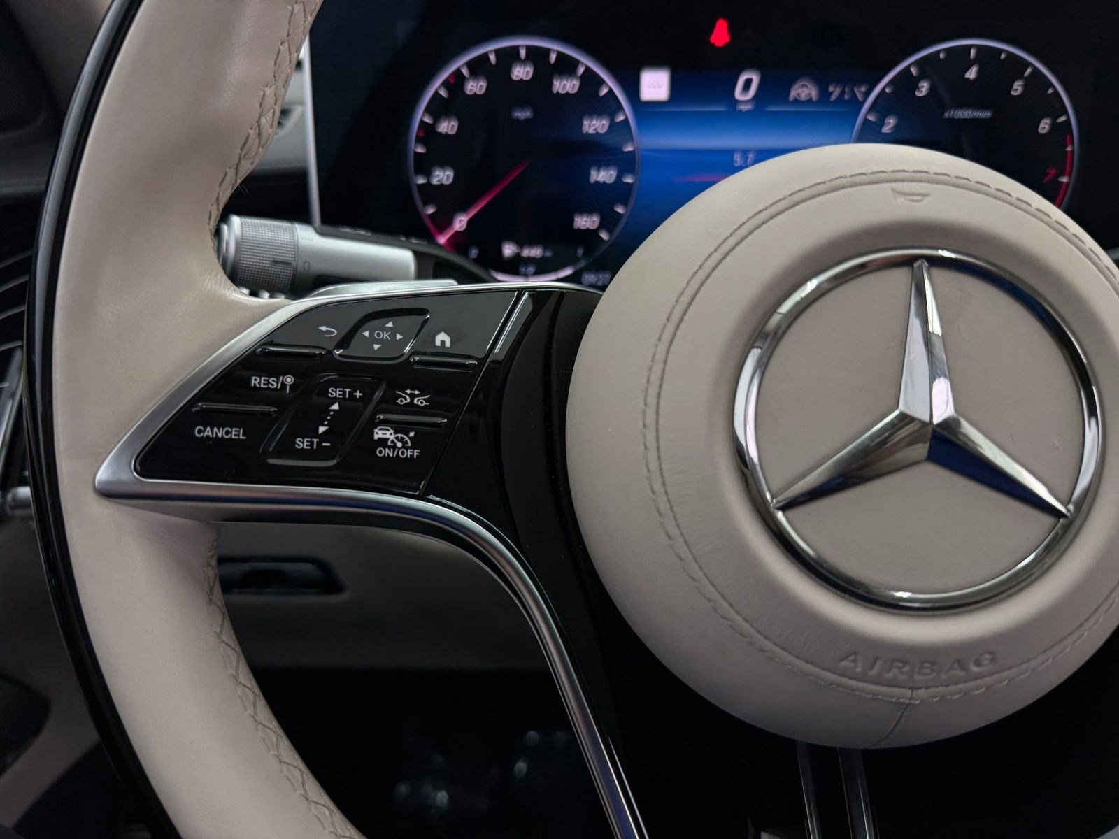 Certified 2022 Mercedes-Benz S 500 4MATIC image 14