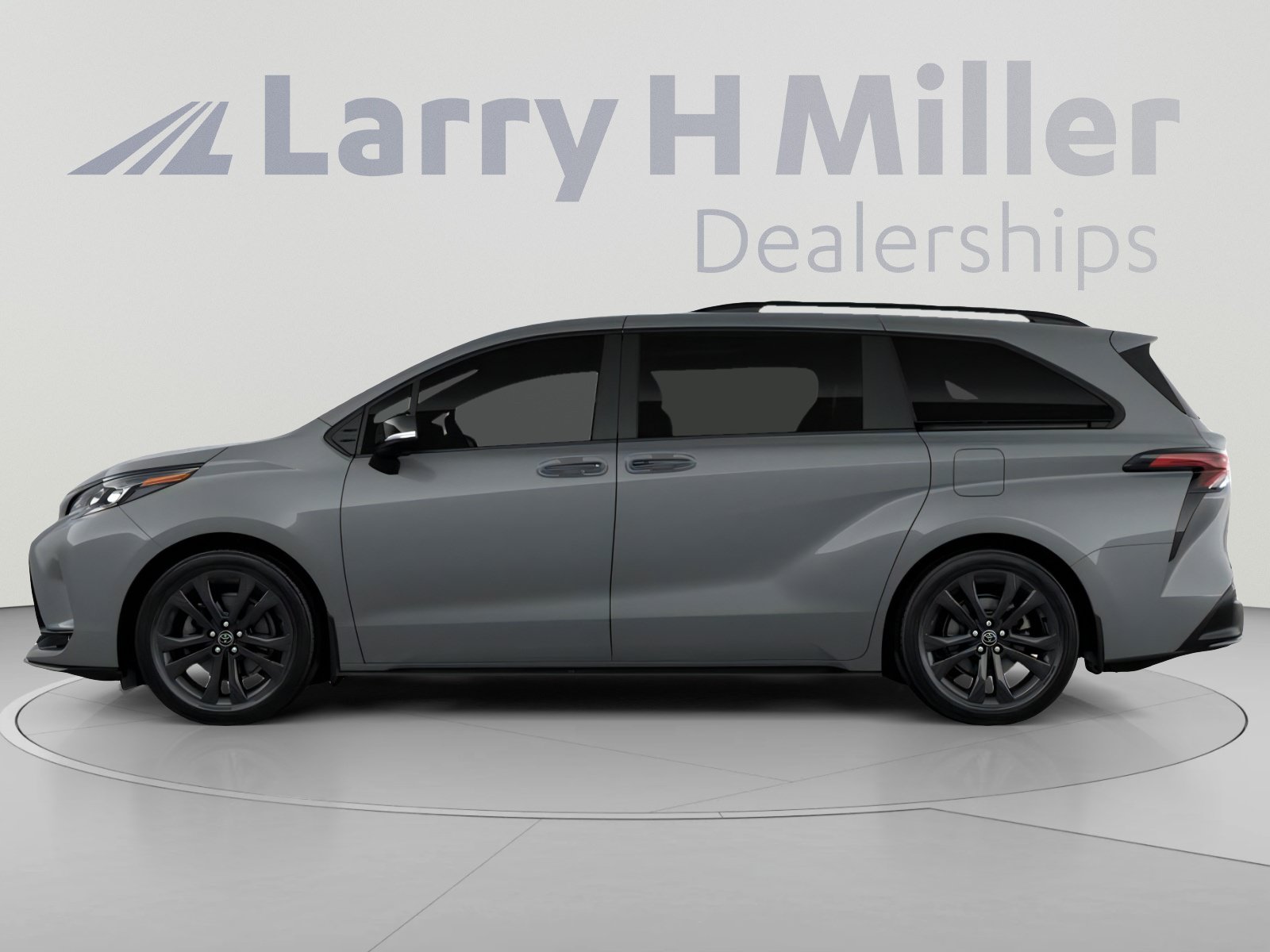 New 2026 Toyota Sienna XSE FWD image 4