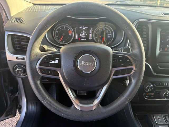 Used 2019 Jeep Cherokee Latitude w/ Popular Appearance Group image 14