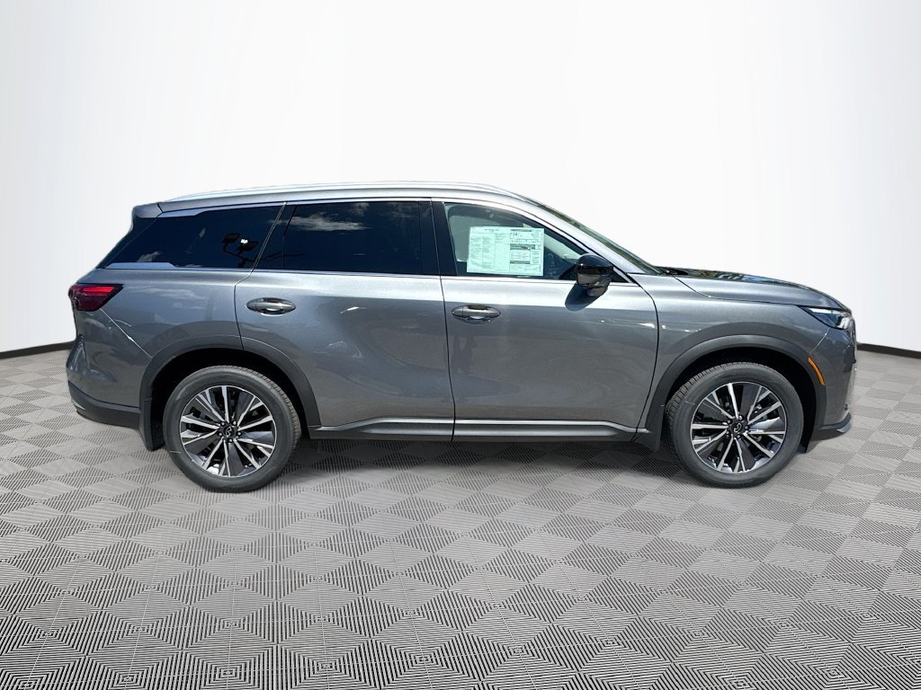 Used 2027 INFINITI QX60 Luxe w/ Cargo Package FWD image 5