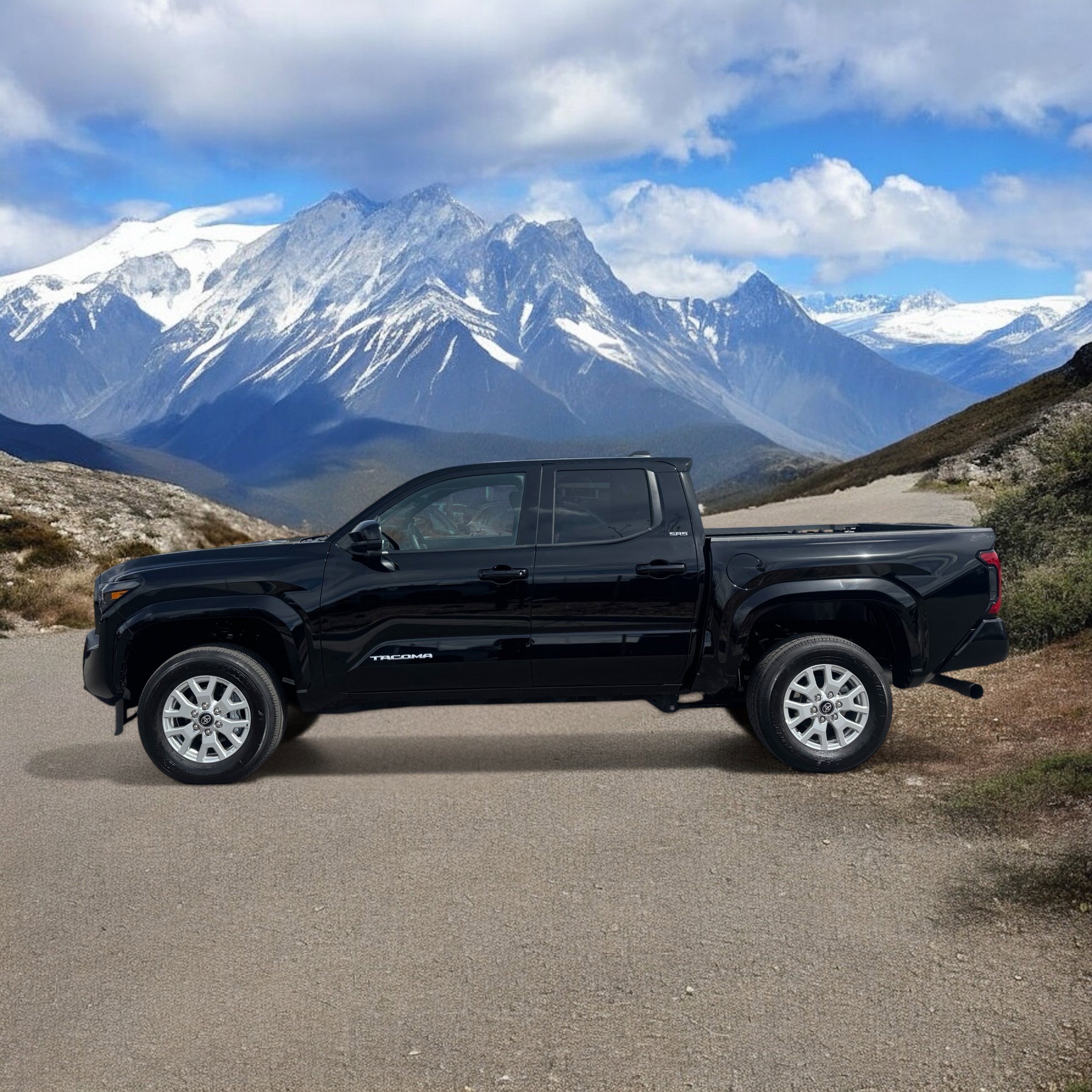 Certified 2025 Toyota Tacoma SR5 AWD/4WD image 2