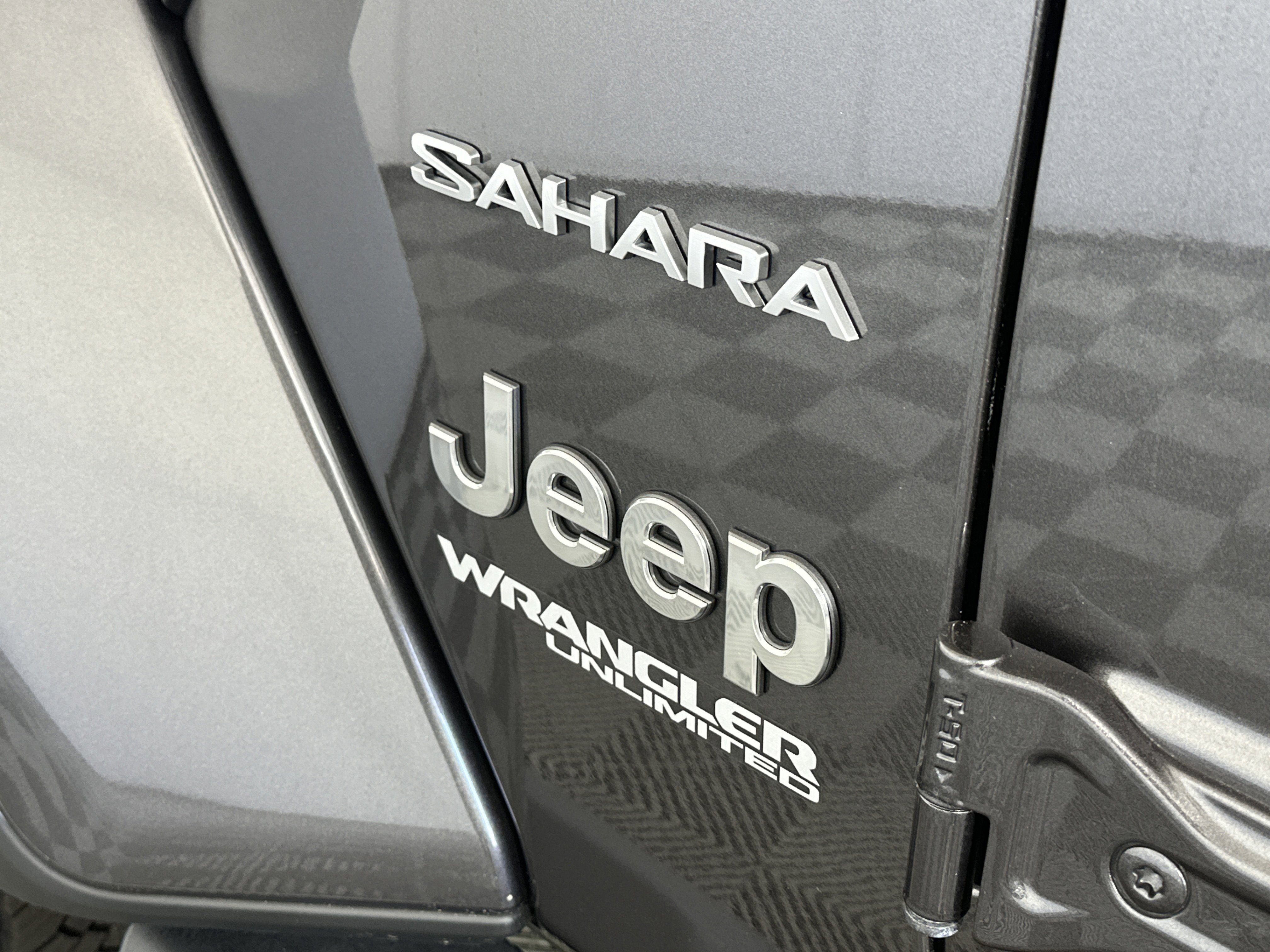 Used 2020 Jeep Wrangler Unlimited Sahara image 15