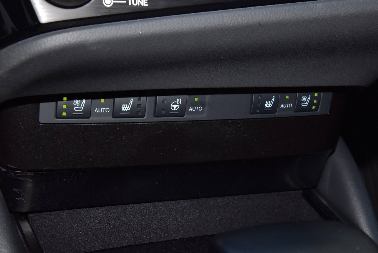 Used 2025 Lexus ES 350 w/ Premium Package FWD image 30