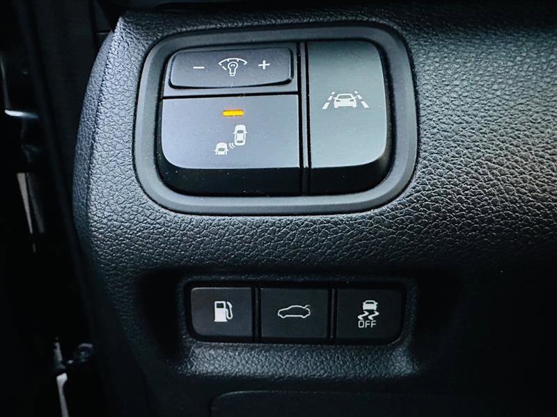 Used 2020 Kia Optima LX FWD image 36