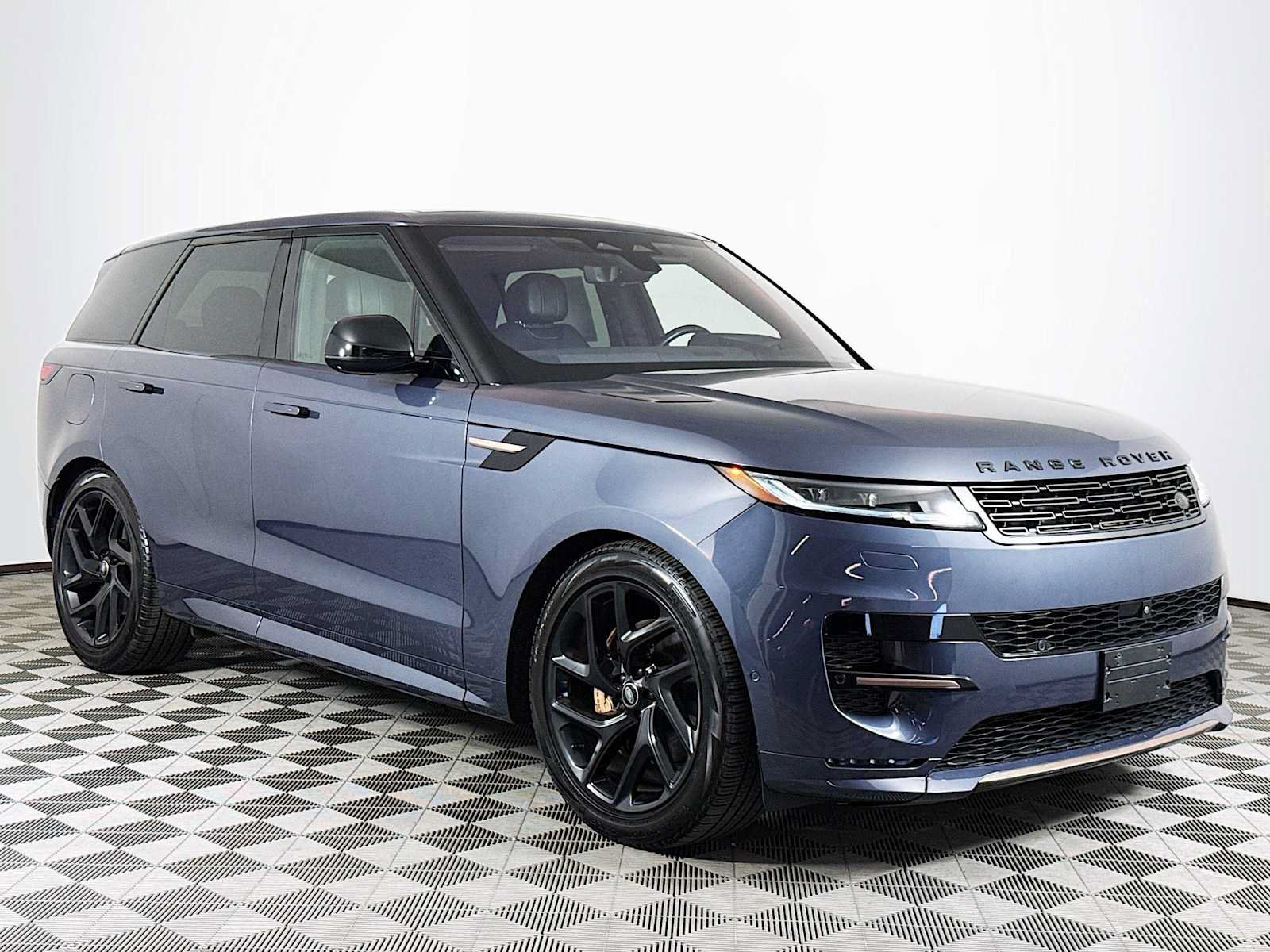 Used 2023 Land Rover Range Rover Sport SE Dynamic AWD/4WD image 6