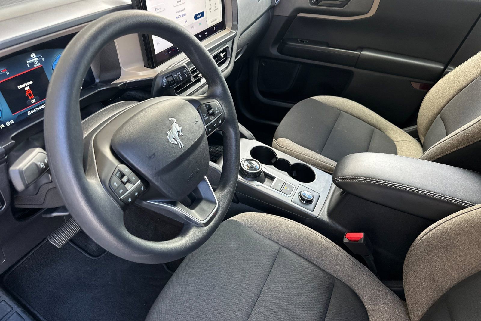 Used 2025 Ford Bronco Sport Big Bend image 4