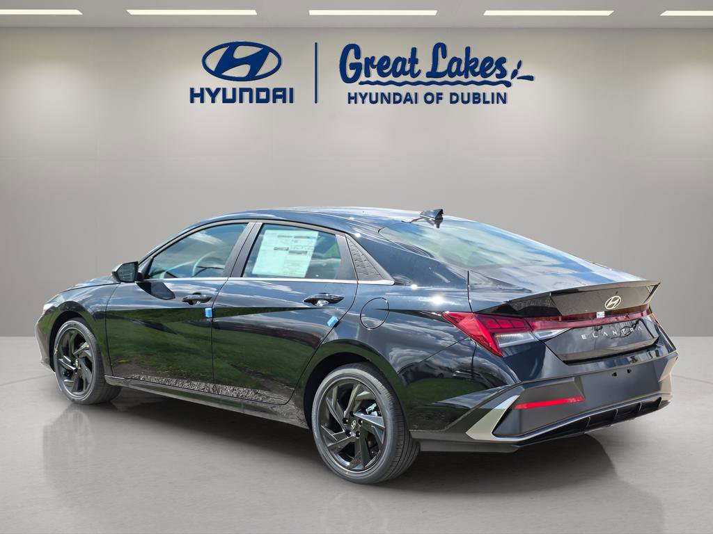 New 2026 Hyundai Elantra SEL Sport image 3