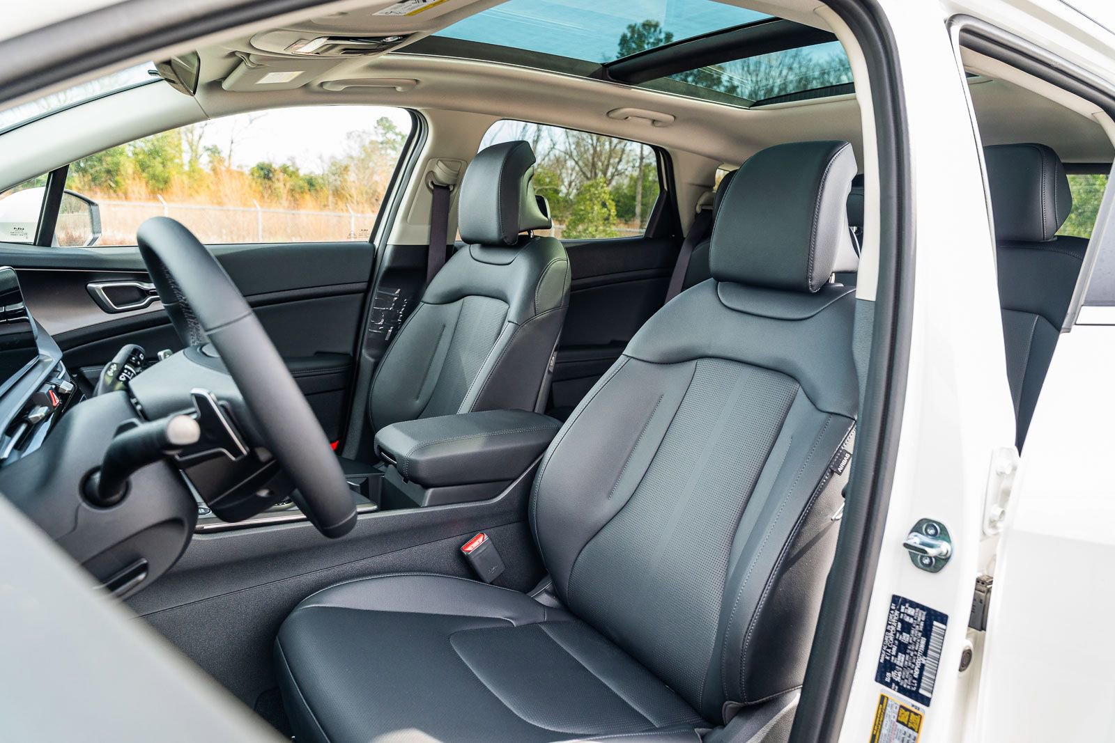 New 2026 Kia Sportage EX image 14