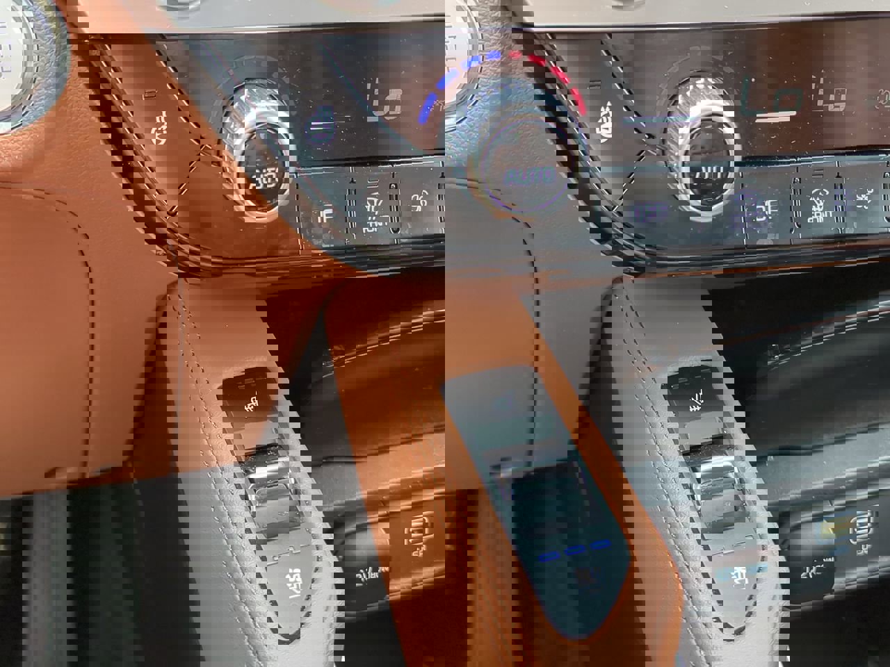 Certified 2023 Kia Telluride EX X-Line image 24