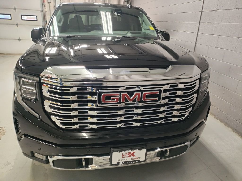 Used 2025 GMC Sierra 1500 Denali w/ Denali Reserve Package image 6