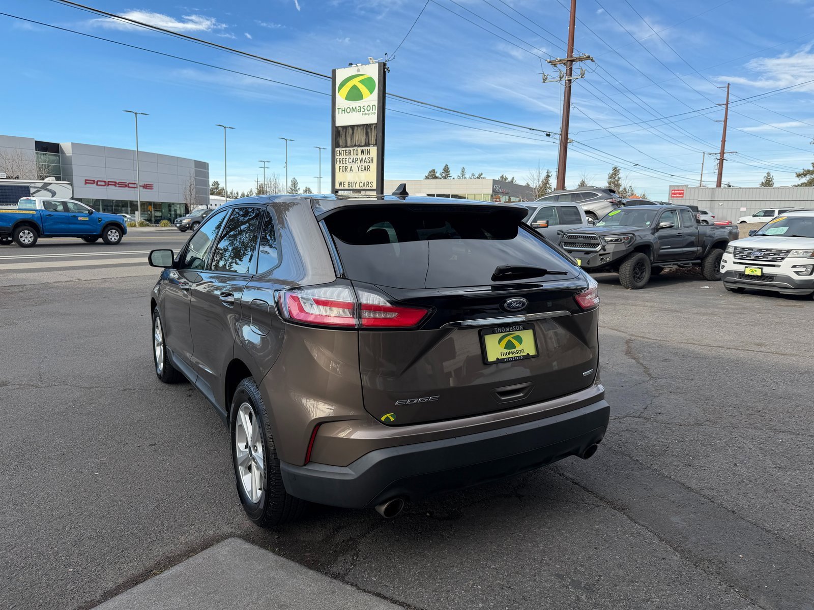 Used 2019 Ford Edge SE image 4