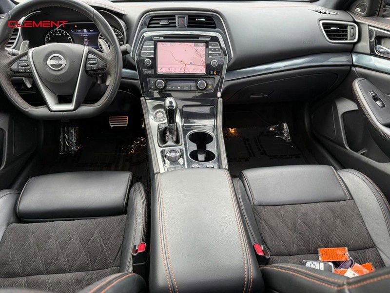 Used 2023 Nissan Maxima SR w/ Sport Mat Group image 14