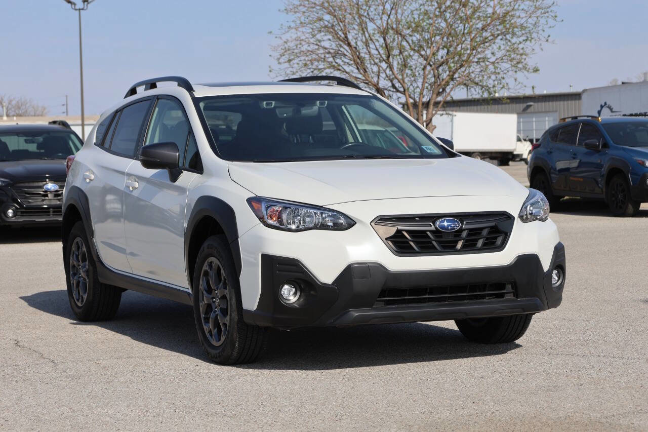 Used 2021 Subaru Crosstrek 2.5i Sport w/ Moonroof Package AWD/4WD image 4