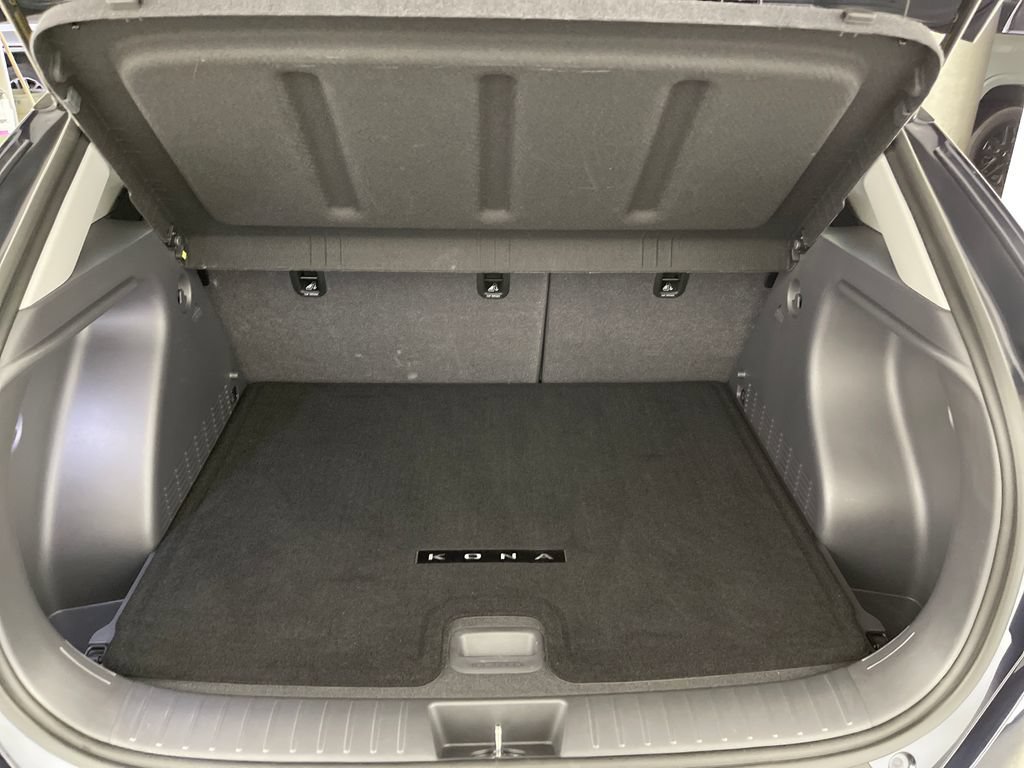 Certified 2025 Hyundai Kona SEL AWD/4WD image 10