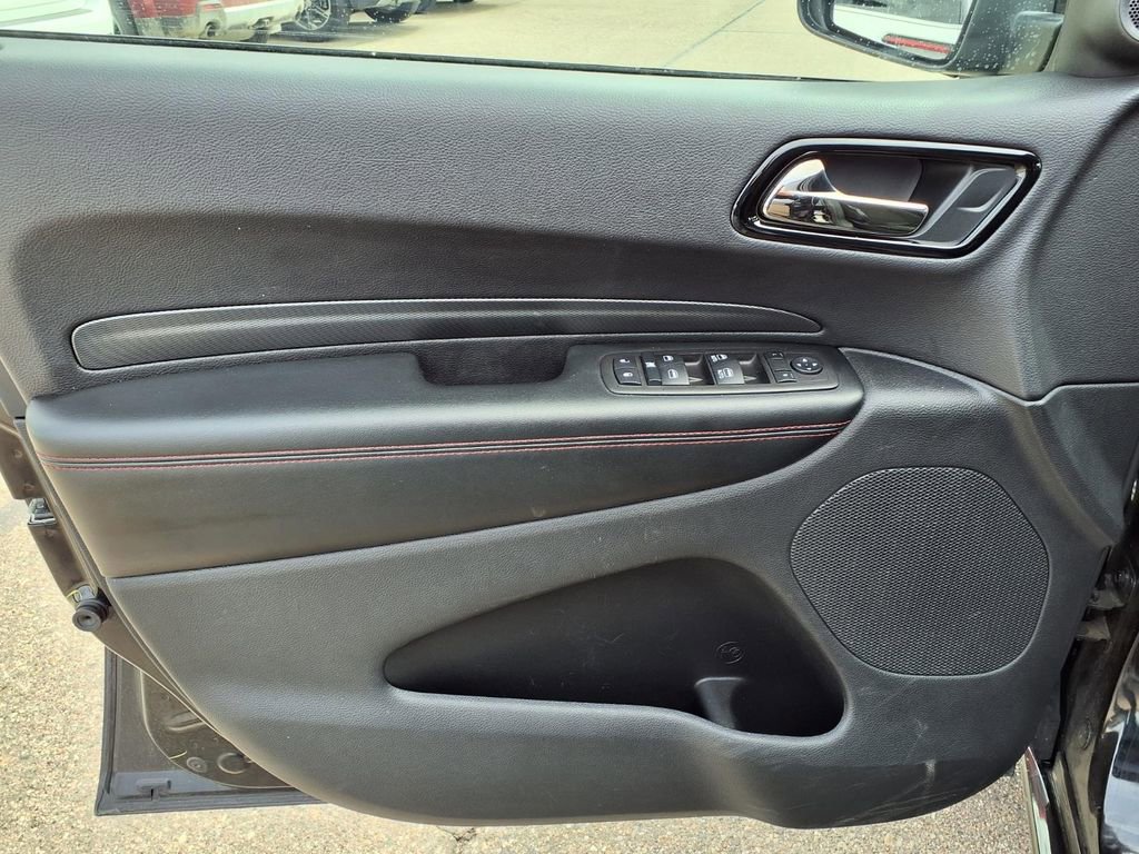 Used 2025 Dodge Durango GT image 17