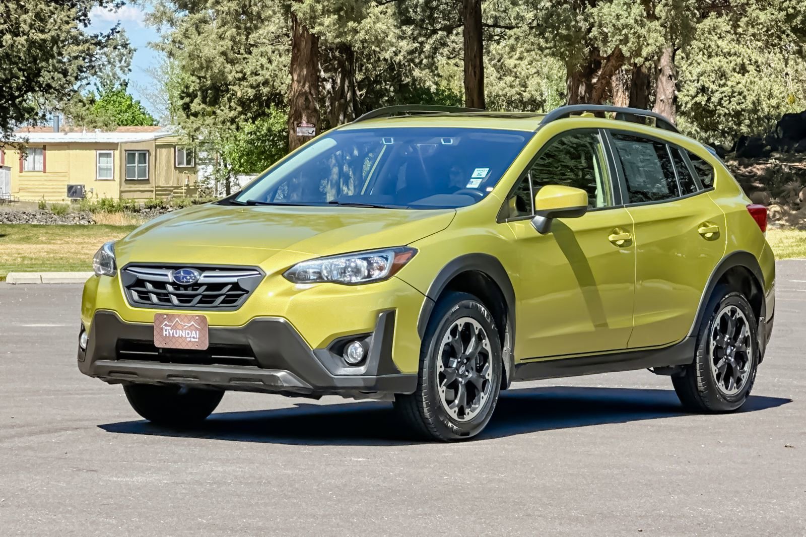 Used 2021 Subaru Crosstrek 2.0i Premium w/ Moonroof Package AWD/4WD image 9
