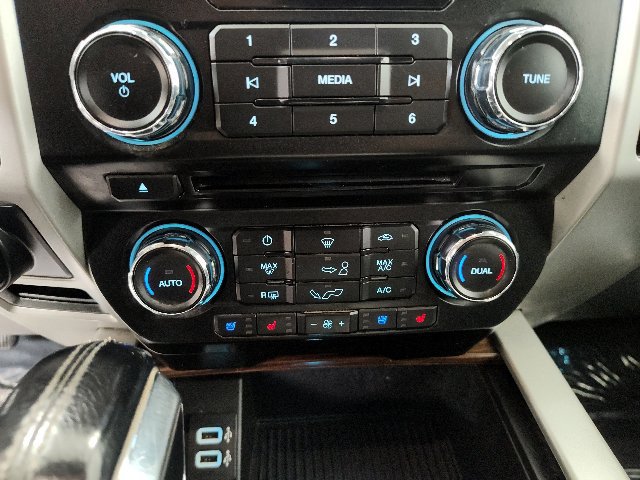 Used 2017 Ford F150 Lariat AWD/4WD image 27