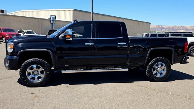 Used 2019 GMC Sierra 3500 Denali AWD/4WD image 6