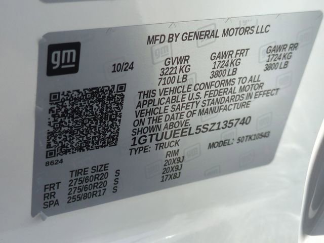 Used 2025 GMC Sierra 1500 AT4 w/ AT4 Premium Package AWD/4WD image 43
