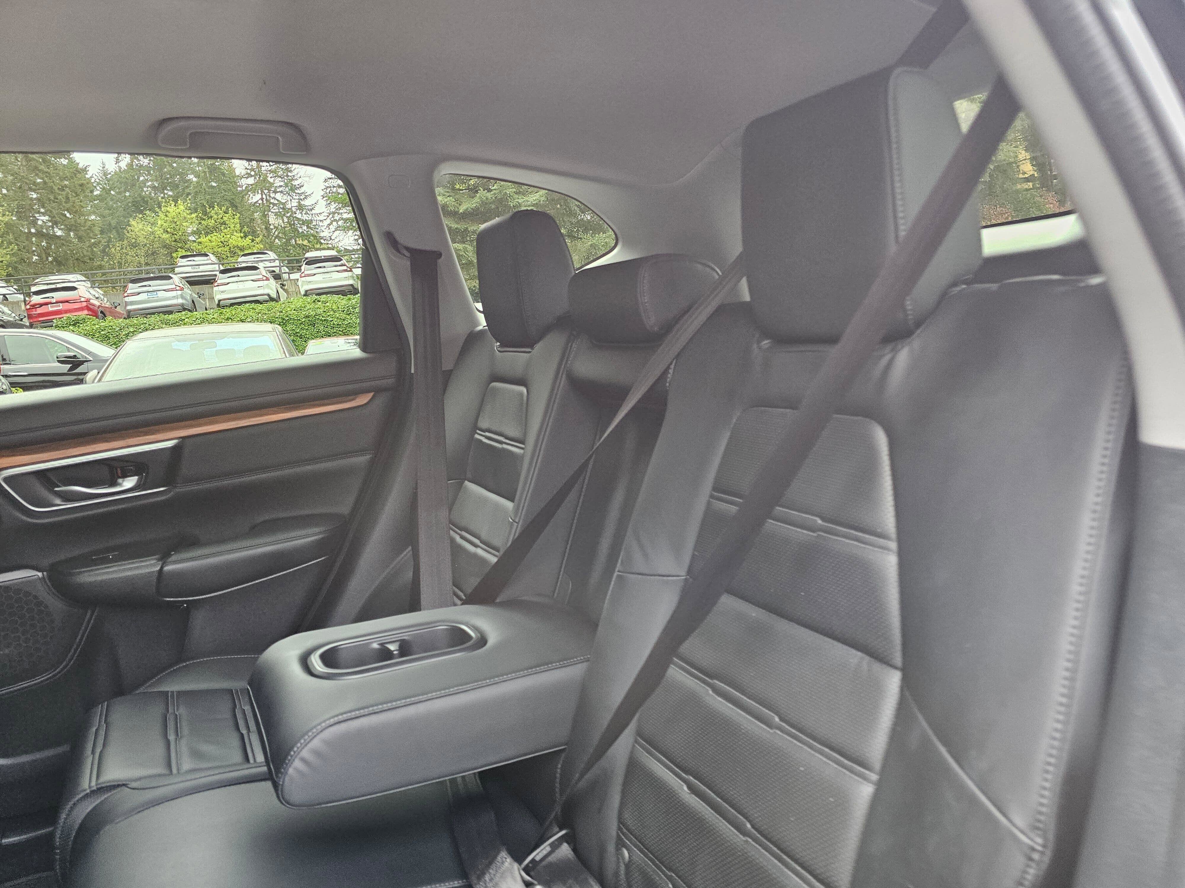 Used 2019 Honda CR-V Touring image 17