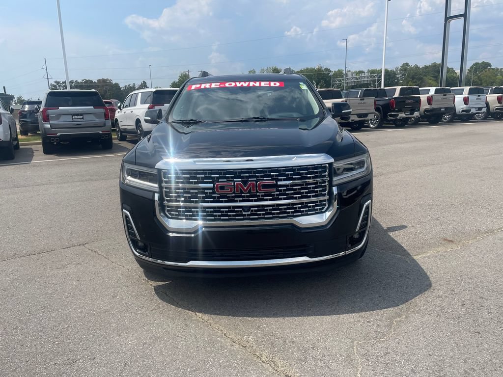 Used 2022 GMC Acadia Denali w/ Denali Ultimate Package FWD image 3