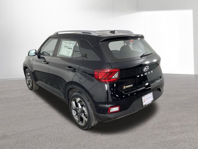 Certified 2025 Hyundai Venue SEL image 36