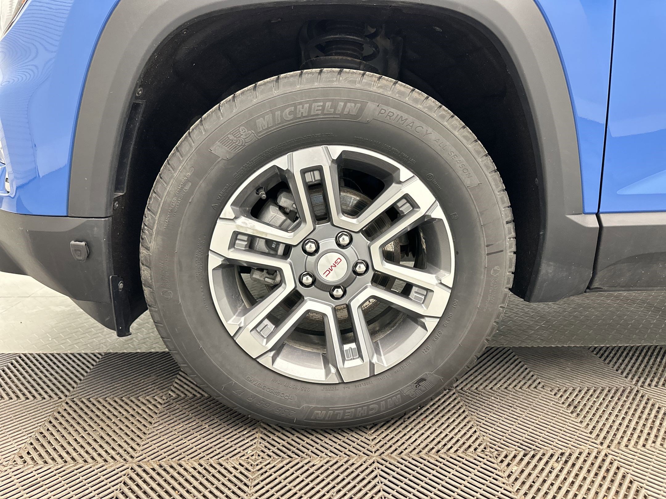 Certified 2025 GMC Terrain Elevation w/ Elevation Premium Package AWD/4WD image 11