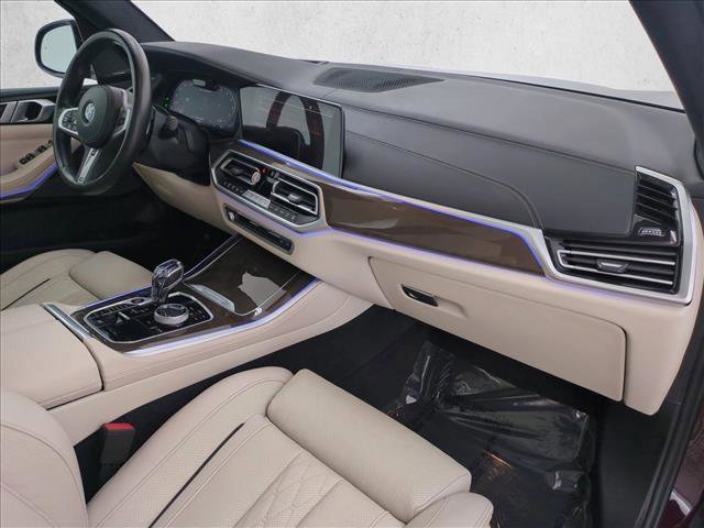 Used 2022 BMW X5 M50i AWD/4WD image 26