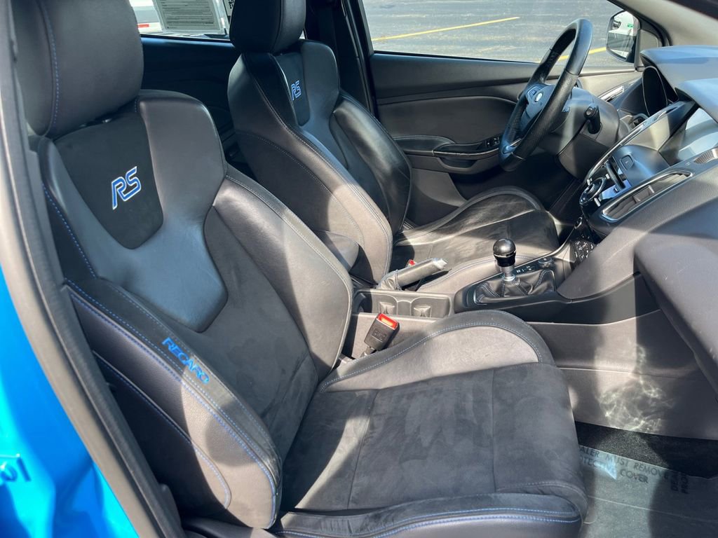 Used 2016 Ford Focus RS AWD/4WD image 22