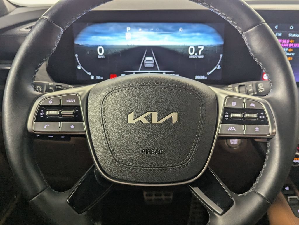 Used 2025 Kia Telluride SX Prestige X-Line AWD/4WD image 19