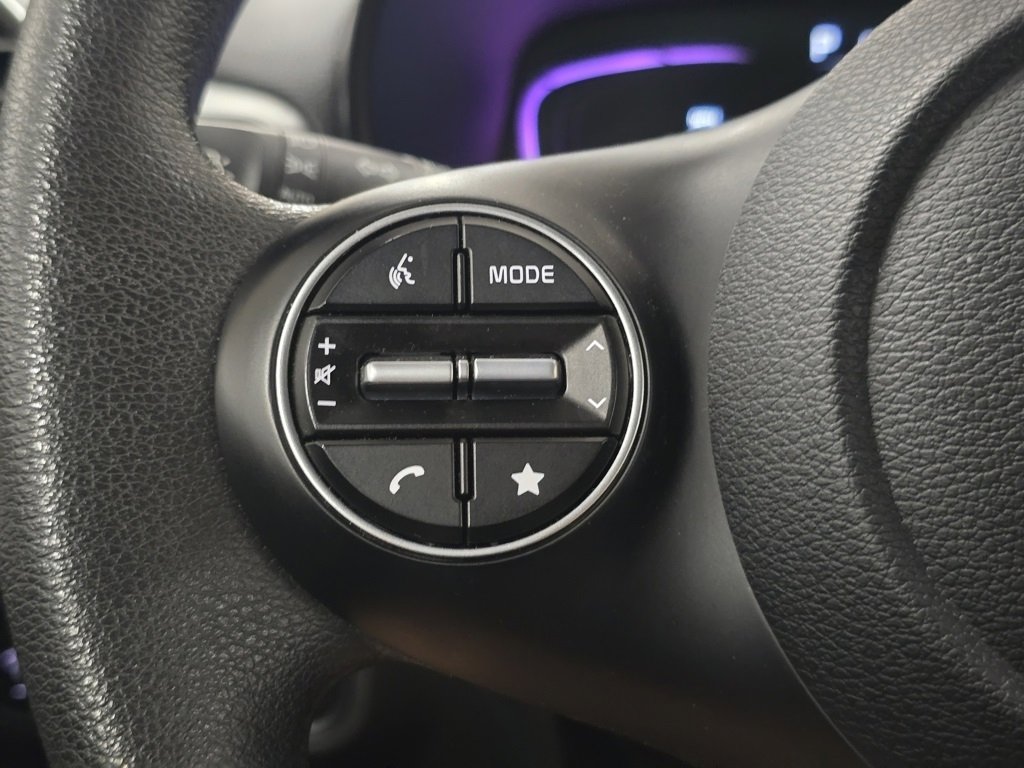 Used 2023 Kia Soul LX w/ LX Technology Package image 30