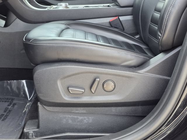 Used 2024 Ford Edge SEL AWD/4WD image 16