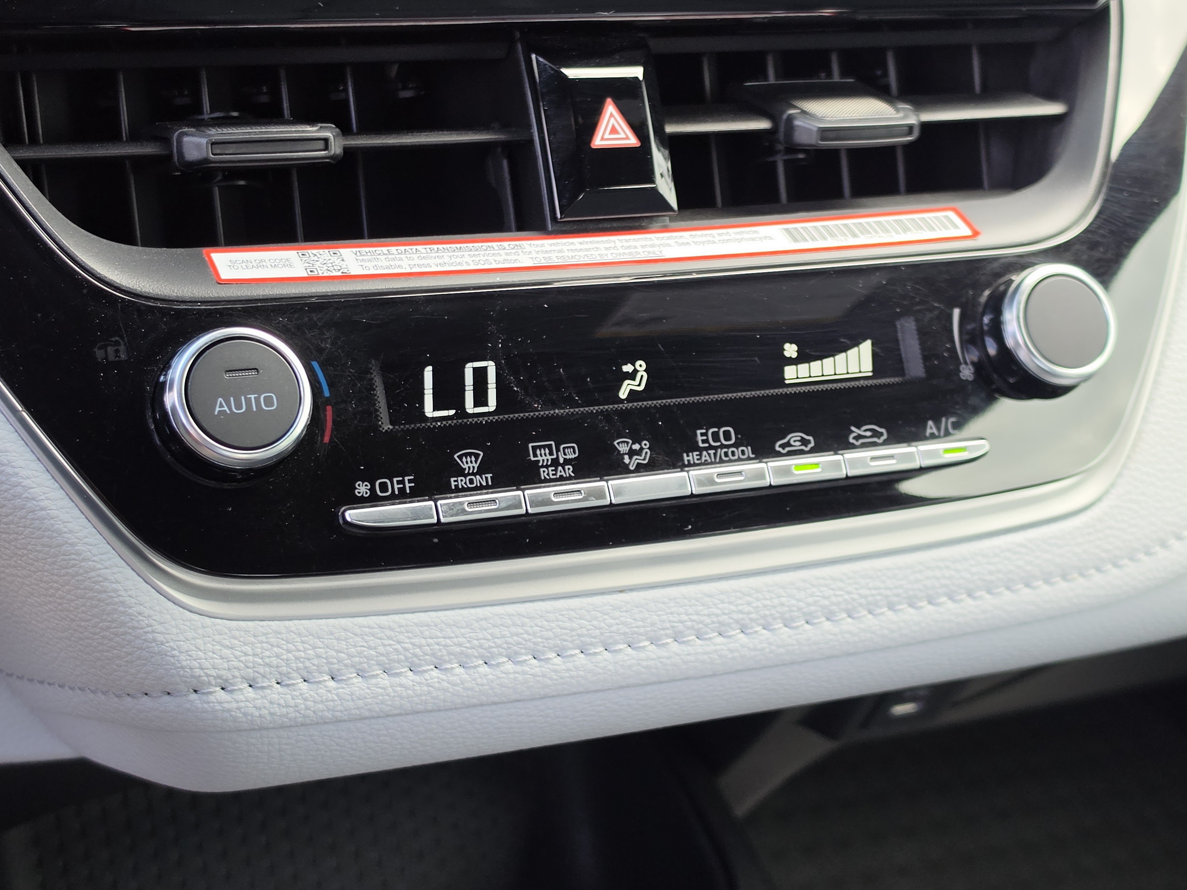 Certified 2025 Toyota Corolla SE FWD image 21