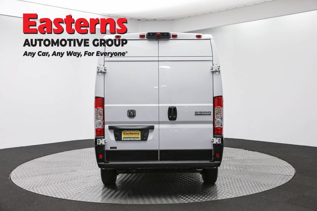 Used 2023 RAM ProMaster 2500 w/ Convenience Group FWD image 6