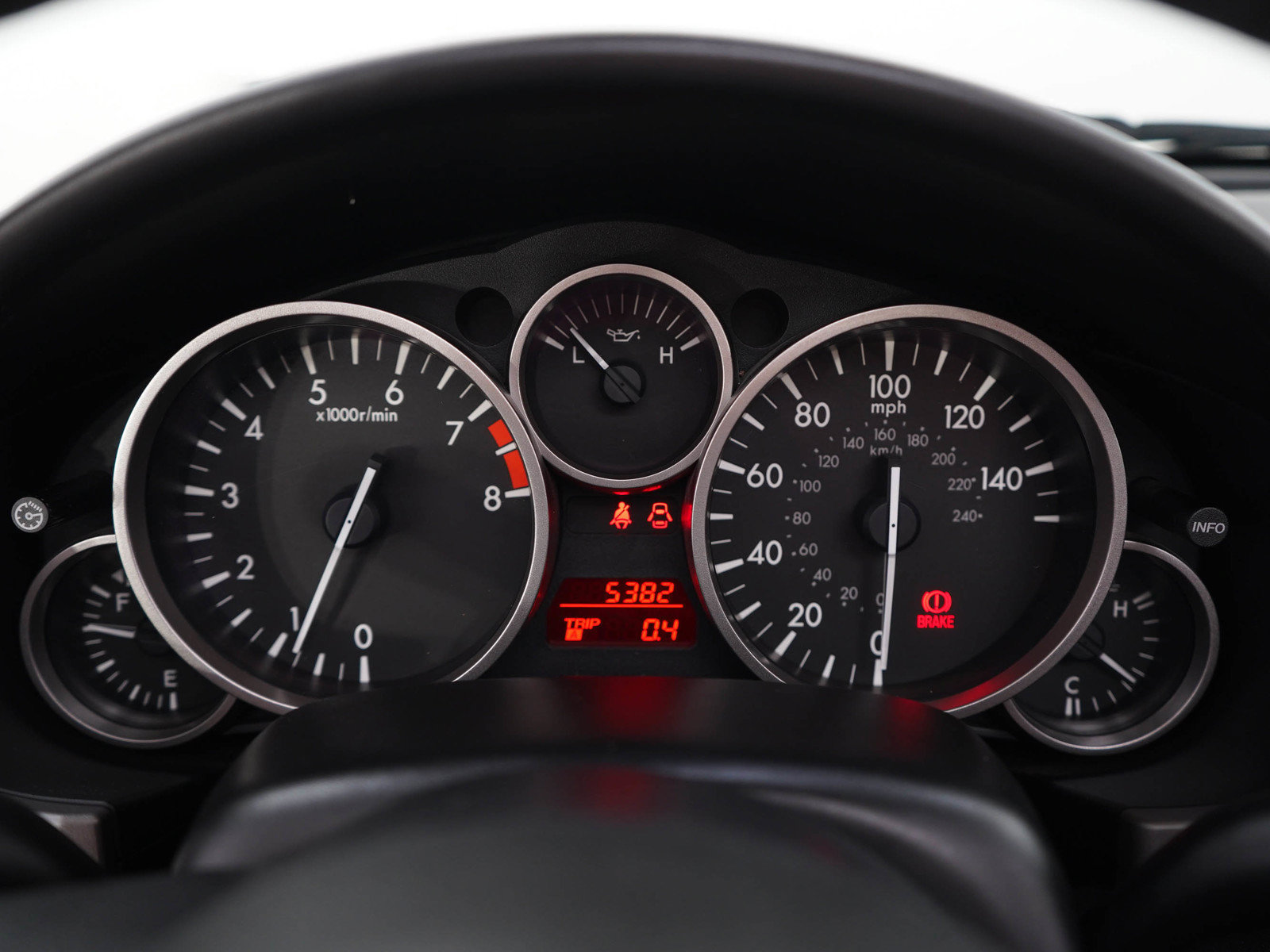 Used 2011 MAZDA MX-5 Miata Sport RWD image 20