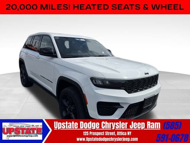 Used 2023 Jeep Grand Cherokee Altitude