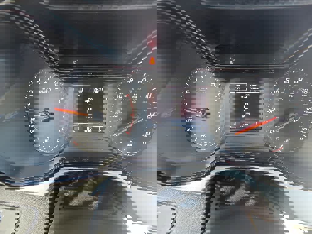 Used 2025 Chevrolet Trax LS w/ LS Convenience Package image 23