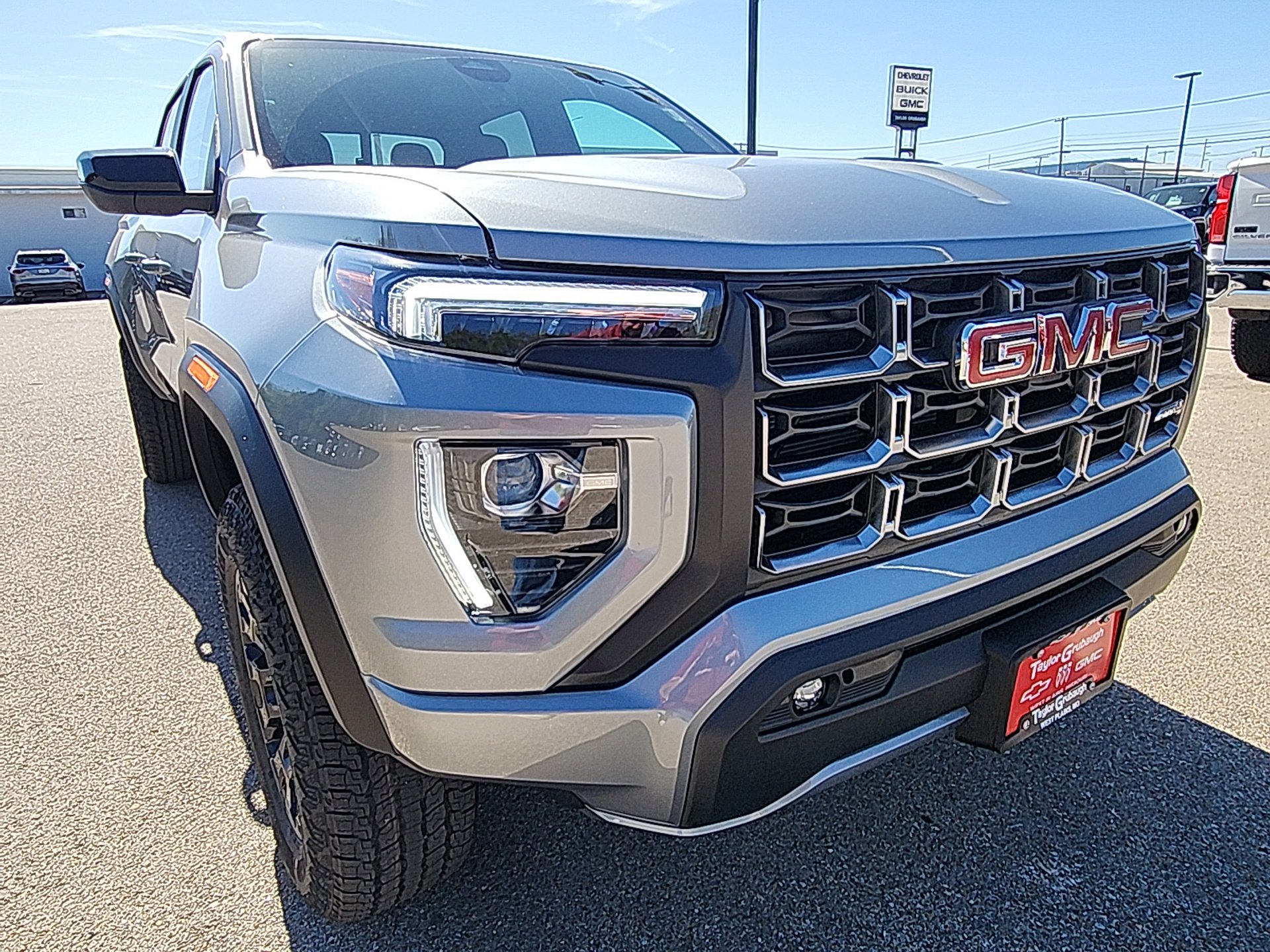 New 2026 GMC Canyon AT4 image 12
