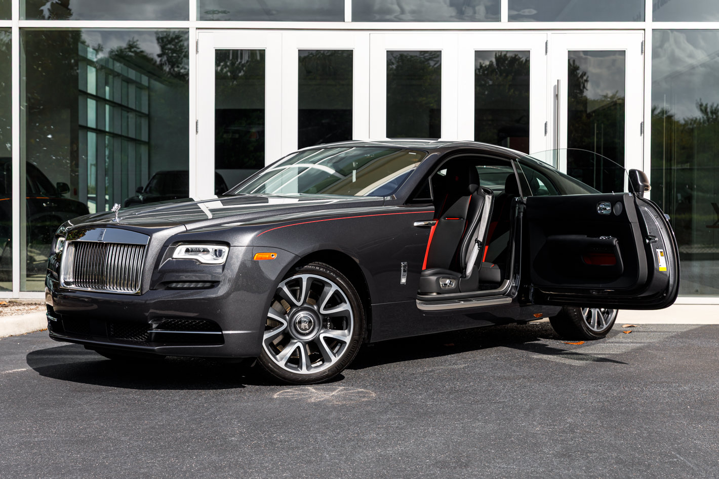 Certified 2019 Rolls-Royce Wraith RWD image 5