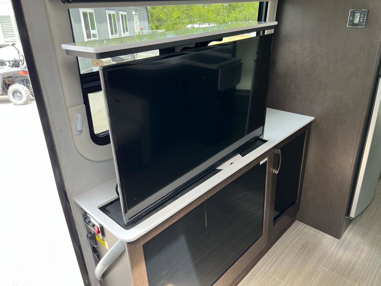 Used 2016 Mercedes-Benz Sprinter 3500 image 22