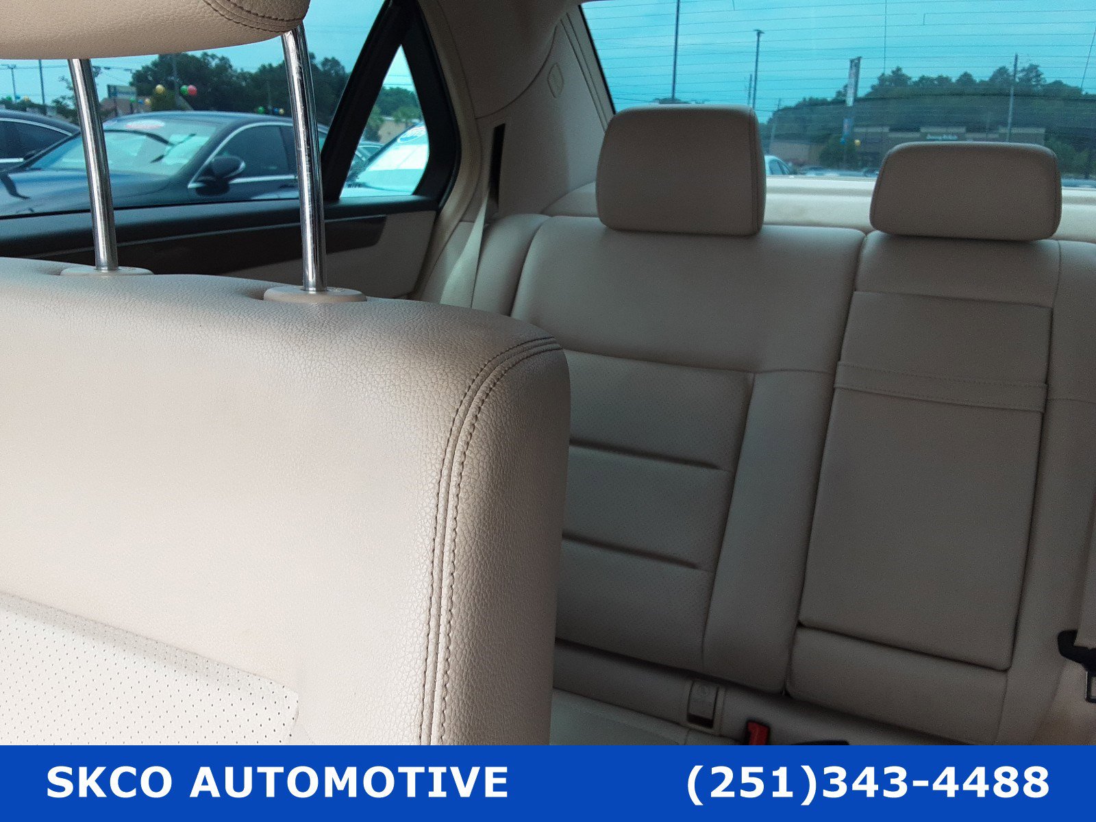 Used 2014 Mercedes-Benz E 350 4MATIC Sedan image 27