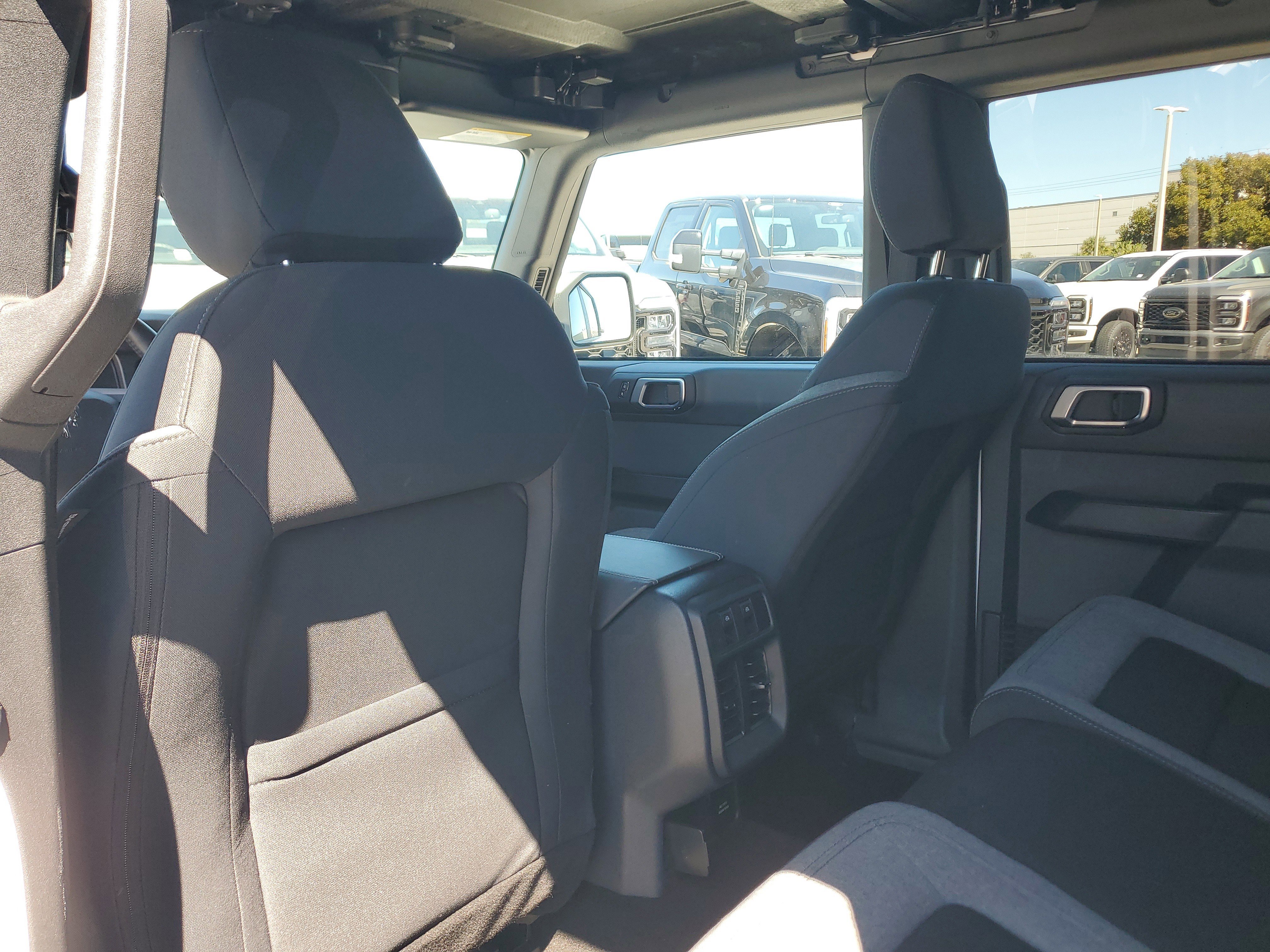 Used 2025 Ford Bronco Big Bend image 13