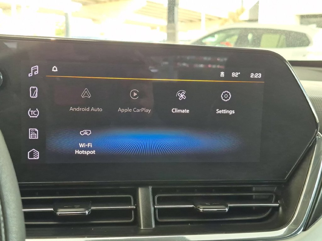 Used 2026 Chevrolet Trax LT FWD image 14
