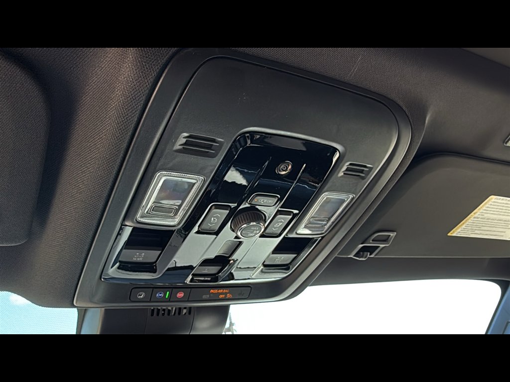 New 2026 Chevrolet Suburban Premier w/ Sun And Tow Package image 17