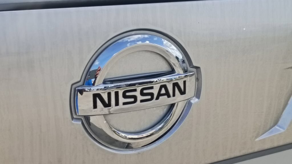Used 2020 Nissan Titan Platinum Reserve w/ Moonroof Package AWD/4WD image 11